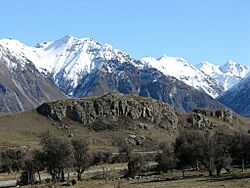 Archivo:Mt. Sunday LOTR