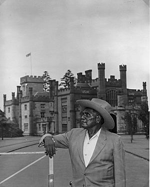 Archivo:Namatjira govt house sydney