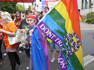 Archivo:Newcastle Pride 2015, Newcastle upon Tyne, July 2015 (18)
