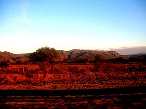Archivo:Sierra quijadas