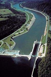 Archivo:USACE Melton Hill Lock and Dam