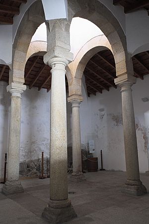 Archivo:Valencia de Alcántara Sinagoga 987