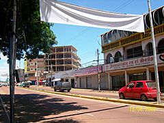 Vista del hotel cosmopolita en el centro de pto.ayacucho-venezuela