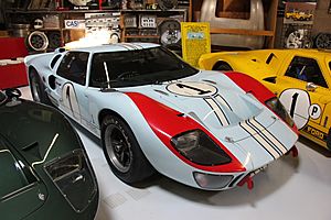 Archivo:1966 Ford GT 40 Mk II Miles-Hulme