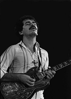 Archivo:Carlos Santana-2 1978 by Chris Hakkens
