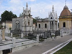 Archivo:Colon Cemetery Havana