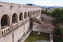Archivo:Convento de Actopan---Arcos Sobre el Agua