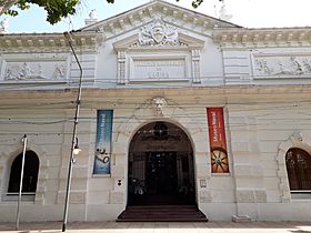 Fachada del museo en Tigre.jpg