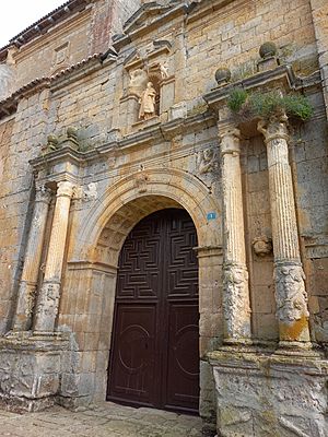 Archivo:Fachada renacentista de la Iglesia de Castromocho (Palencia)