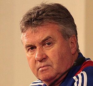 Archivo:Guus Hiddink 13112009