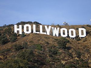 Archivo:Hollywood Sign PB050006