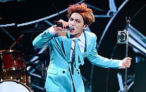 Archivo:Kim Jong-hyun during at Base Showcase 01