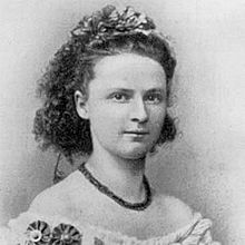 Luise Adolpha Le Beau 1872.jpg