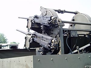 Archivo:M2 Machine gun on flak
