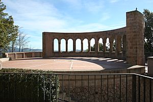Archivo:Montserrat mausoleum