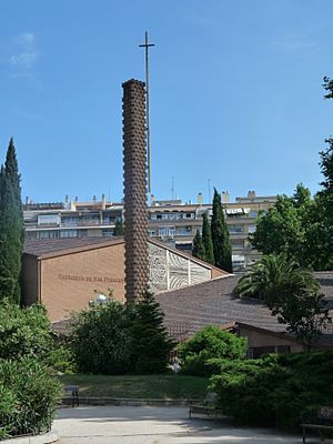 Archivo:Parroquia de San Fernando, Madrid