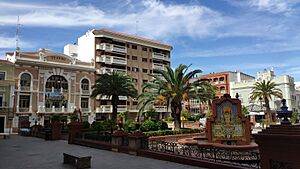 Archivo:Plaza de Espronceda, Almendralejo