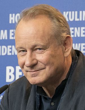 Archivo:Stellan Skarsgård at the 2017 Berlinalevds
