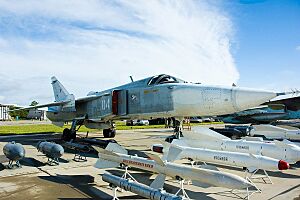 Archivo:Sukhoi Su-24