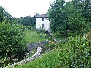 Archivo:Berriz central Alzola-Mendizabal 2