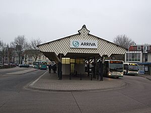 Archivo:Busstation tramplein Purmerend