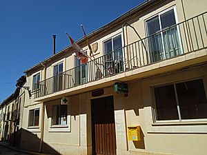 Archivo:Casa Consistorial de Retortillo de Soria