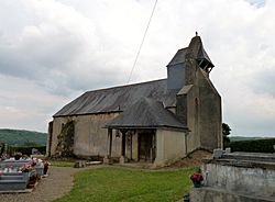 Eglise de Bassillon-Vauzé.JPG