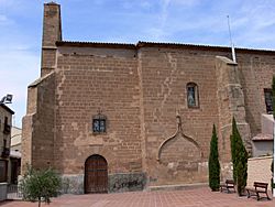 Archivo:El Villar de Arnedo - Iglesia de Santa María - 32987902