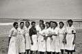 Grupo de niños y voluntarias de la Sección Femenina en la localidad de Zumaia (1 de 11) - Fondo Marín-Kutxa Fototeka