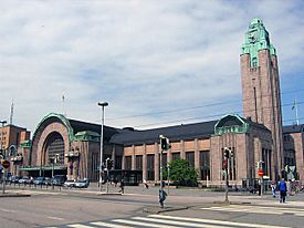 Archivo:Helsinki Railway Station 20050604