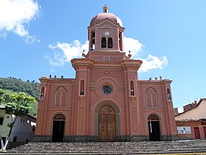 Archivo:Iglesia Municipal San Antonio de Padua