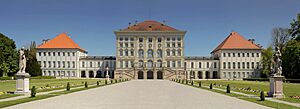 Archivo:Image-Schloss Nymphenburg Munich CC edit3