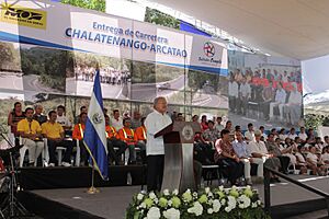 Archivo:Inauguración Tramo Final Carretera Chalatenango Arcatao (24497530366)