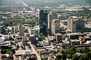 Archivo:LexingtonDowntown