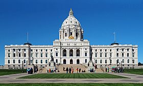 Minnesota State Capitol 2017.jpg