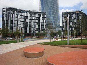 Archivo:Plaza Euskadi (6131030814)