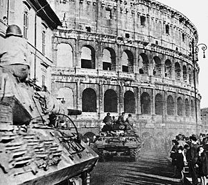 Archivo:TD al Colosseo 1944