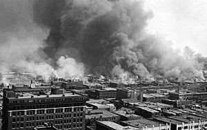 Tulsa race riot inflames-1921.jpg