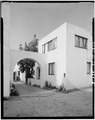 ARCH ACROSS DRIVEWAY, UNIT - 4 (RIGHT) - Horatio West Court Apartments, 140 Hollister Street, Santa Monica, Los Angeles County, CA HABS CAL,19-SANMO,1-6