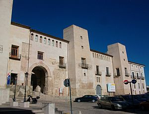 Archivo:Albaida, palau dels Milà i Aragó