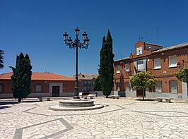 Plaza Villa y antigua casa consistorial