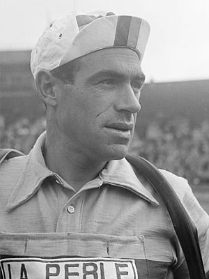 Bernardo Ruiz en 1954