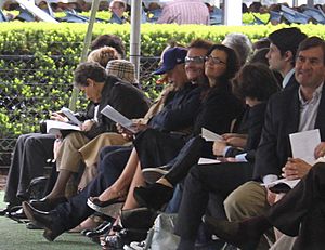 Archivo:Bono and Ali Hewson at daughter's graduation 2012
