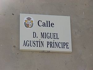 Archivo:Calle Miguel Agustín Príncipe en Caspe