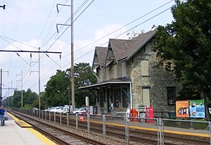Archivo:Clifton-Aldan Station