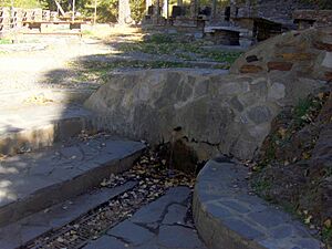 Archivo:Fuente Agria