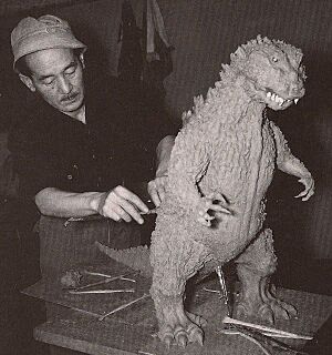 Archivo:Godzilla (1954) Teizô Toshimitsu final design