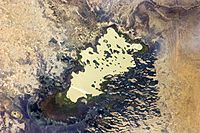 Archivo:ISS-30 Lake Fitri, Chad