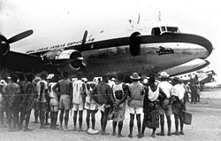 Archivo:Iberia- vuelo inaugural a Bata (Guinea) (1941) (5811105541)