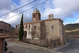 Iglesia de San Juan Bautista, Villarroya 01.jpg